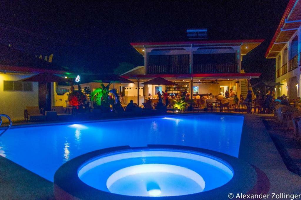 Alona Vida Beach Hill Resort Panglao Eksteriør billede