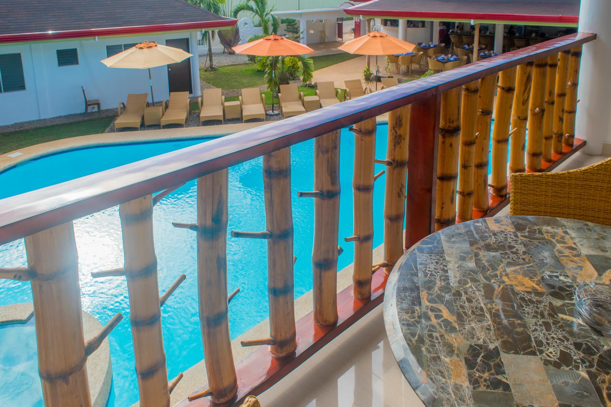 Alona Vida Beach Hill Resort Panglao Eksteriør billede